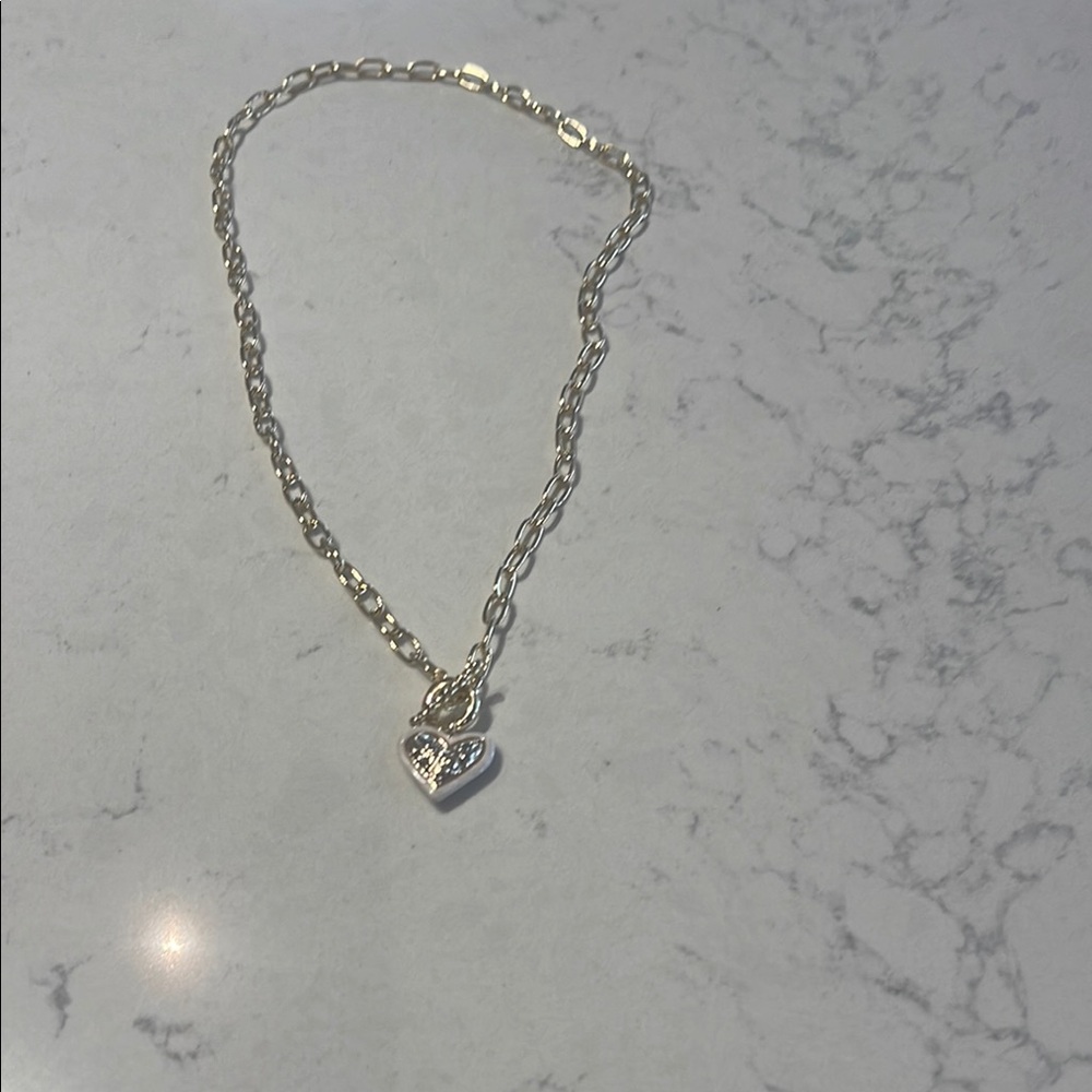 Brand New Kendra Scott necklace